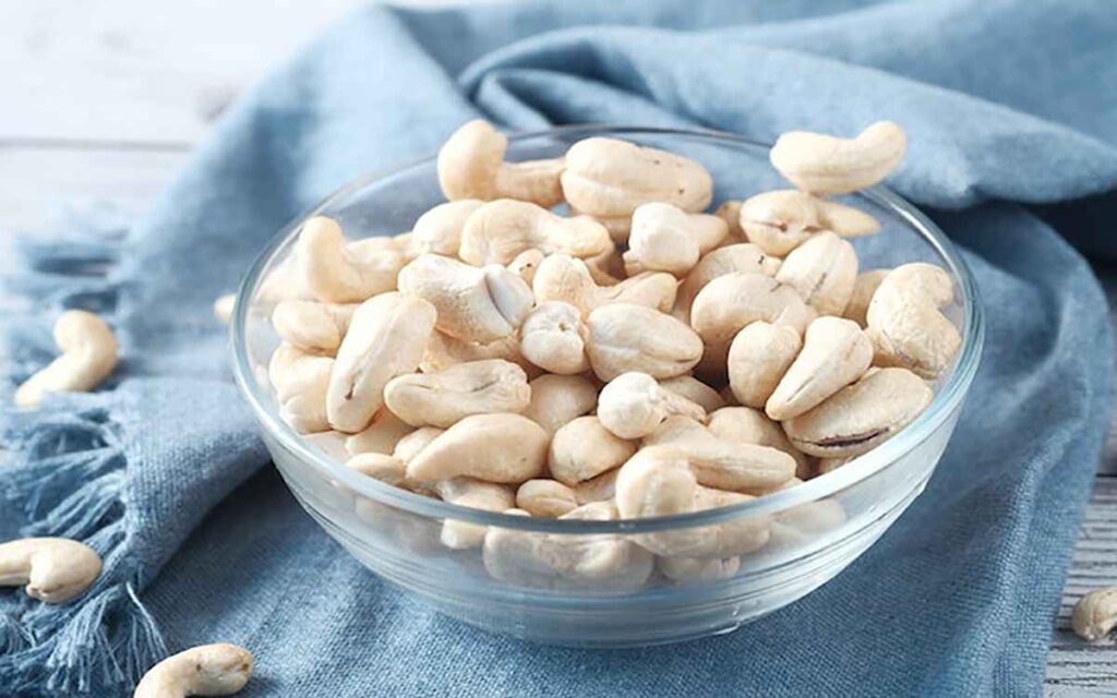 What Diabetes Control Benefits Can Cashew Nuts Offer